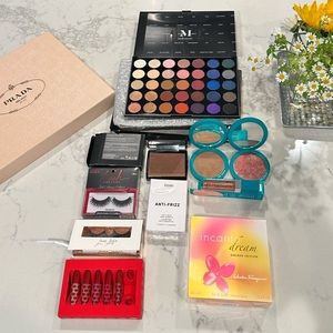 BRAND NEW ($355 value) - Never used make up in PRADA box & Ferragamo must